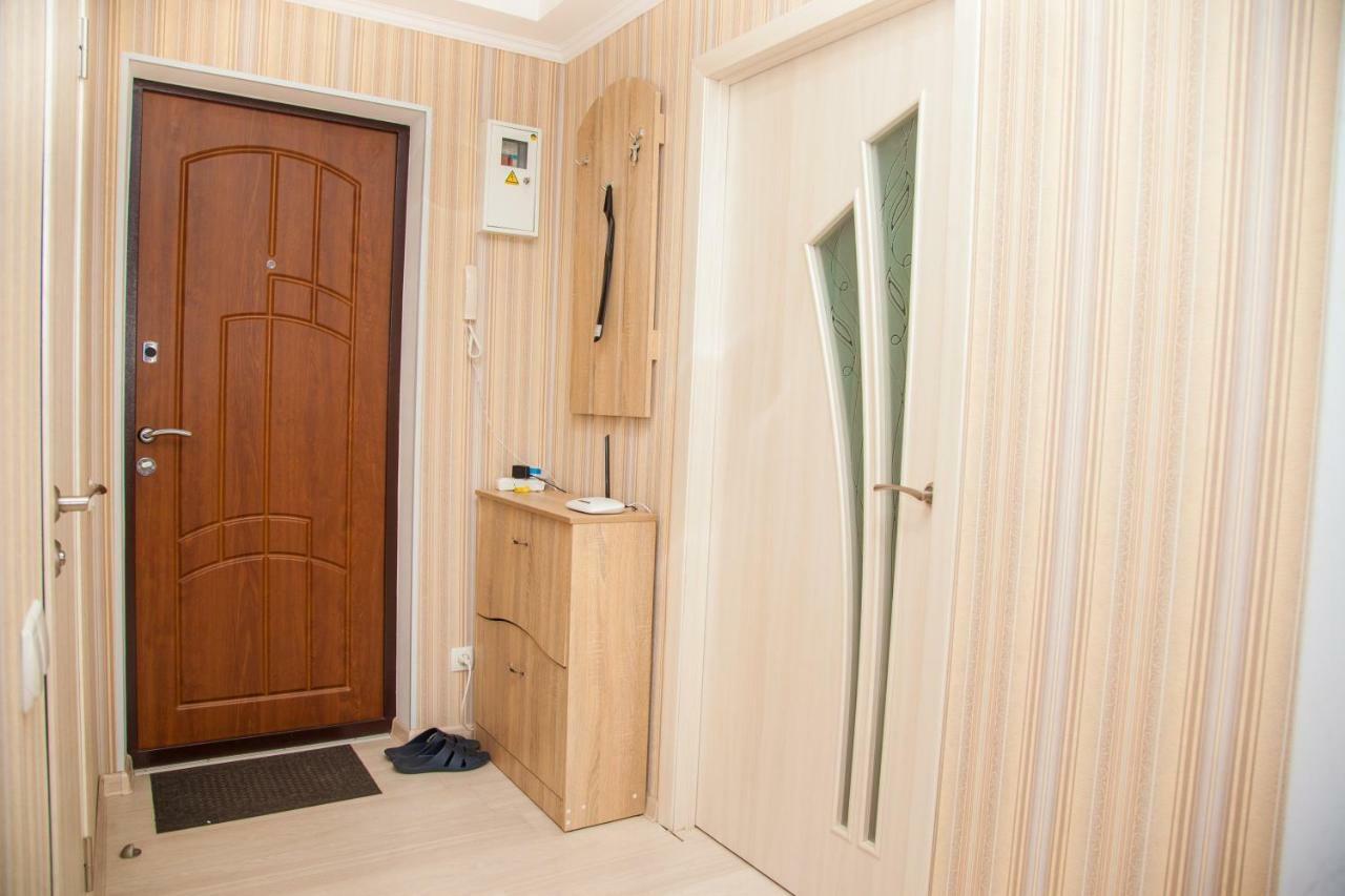 Semi-Luxury Apartment On Zaporozhskaya 9 Zaporizhia Екстериор снимка